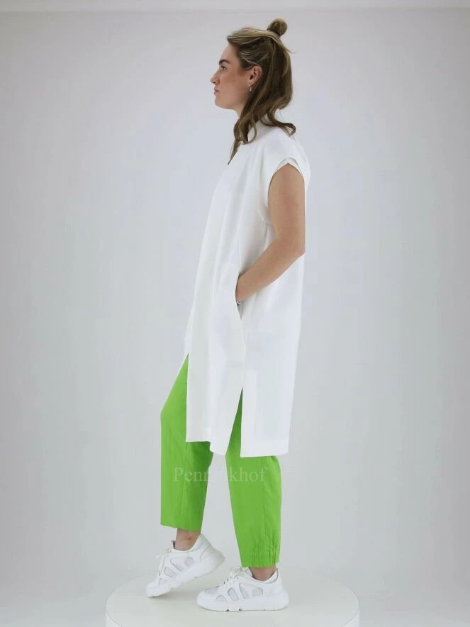 Marc Cain SC 37.03 J23 Gilets 110 5 Marc Cain SC 37.03 J23 Gilets 110 – Image 3